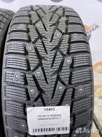 Nokian Tyres Hakkapeliitta 7 215/60 R16