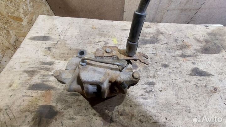 Суппорт тормозной передний правый AKL Passat B5