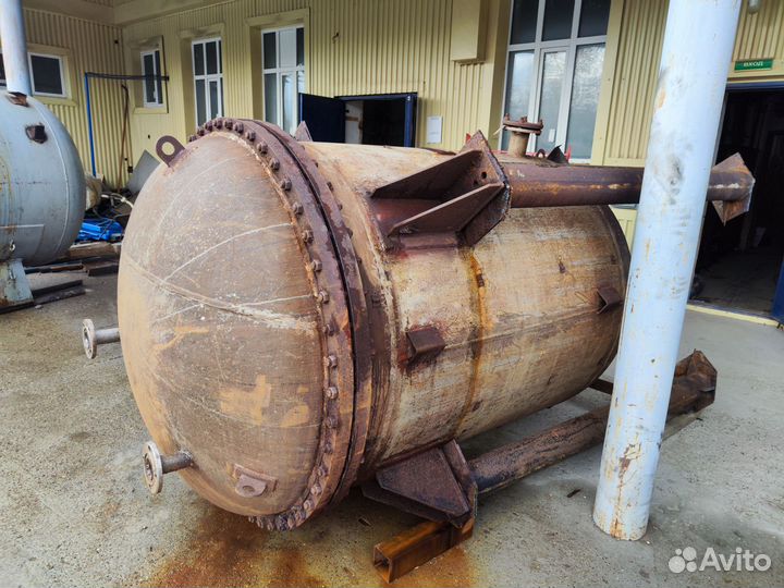 Сборник нержавейка 3.2 куб.м. б/у