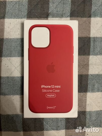Чехлы на iPhone 12 mini