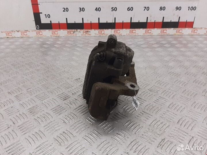 Суппорт передний правый BMW 5 F07/F10/F11 2012