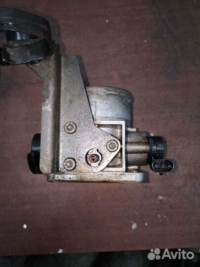 Дроссельная заслонка Fiat Bravo 1,6