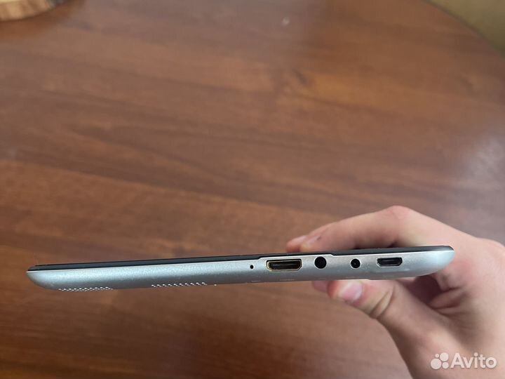 Планшет exeq p-800