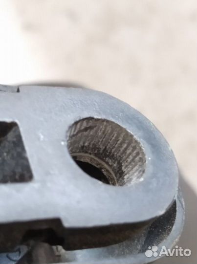 Поводок стеклоочистителя задний Chevrolet Niva 1.7