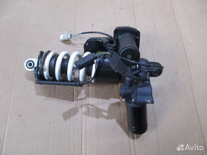 Стойки зад М K1300S BMW K40