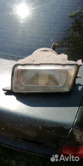 Левая фара ауди 80 б4