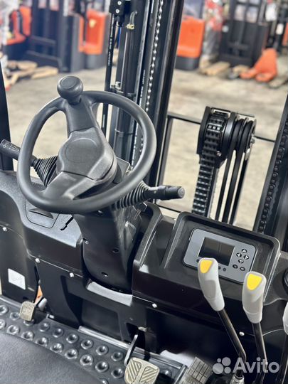 Электропогрузчик 1,6 тонны на 4,5 м noblelift