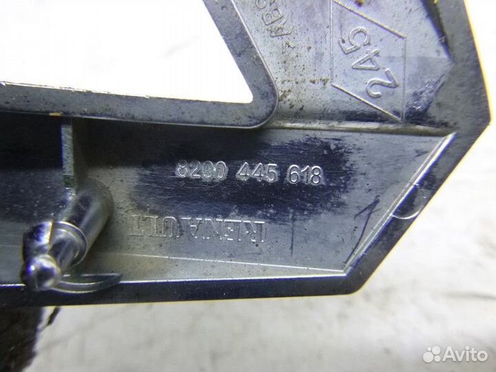 Эмблема renault logan 2005