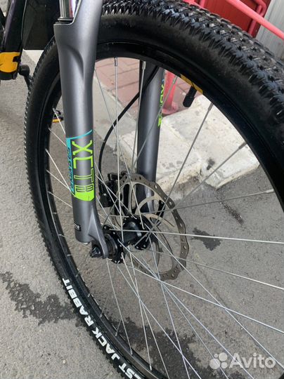 Велосипед Forward Apache 27.5 3.2 HD (2022)