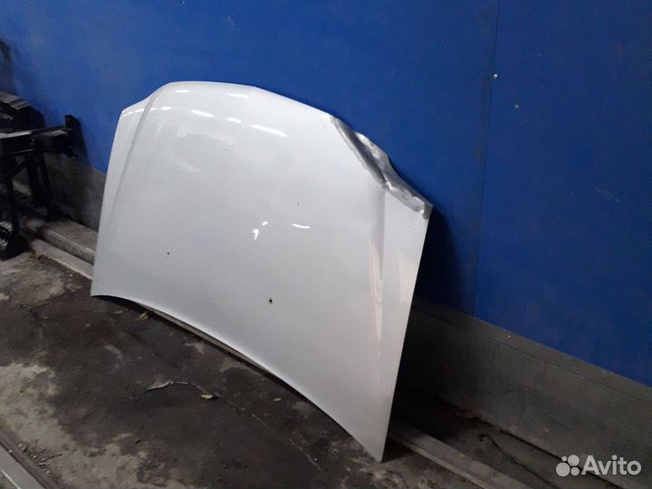 Renault Logan 1 Капот