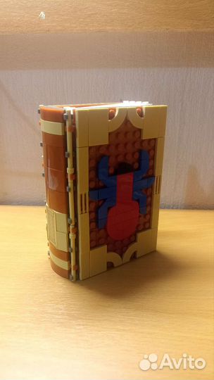 Lego marvel книга героев (аналог)