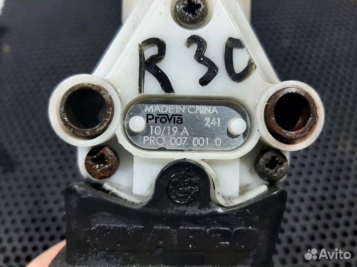 4640070010 Кран уровня пола кабины