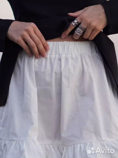 Платье черное-белое