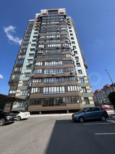 3-к. квартира, 89 м², 1/19 эт.