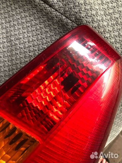 Стоп правый на renault logan
