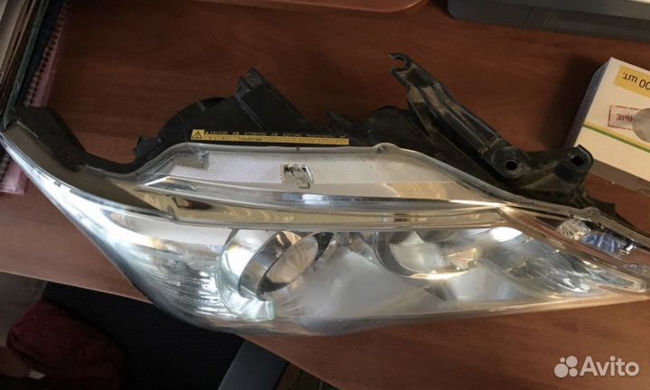 Фара правая Тойота Камри 50 оригинал