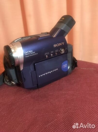 Видеокамера Sony Handycam DCR-dvd 101e