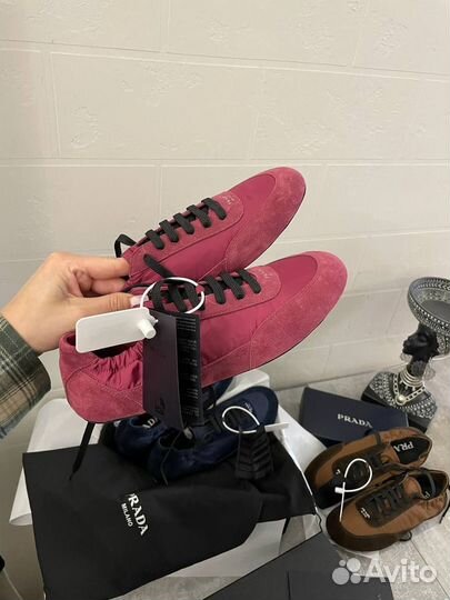 Кроссовки женские Prada