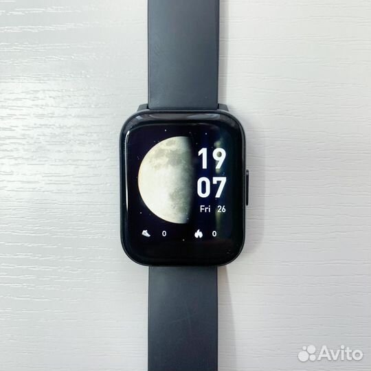 Смарт-часы realme Watch S100