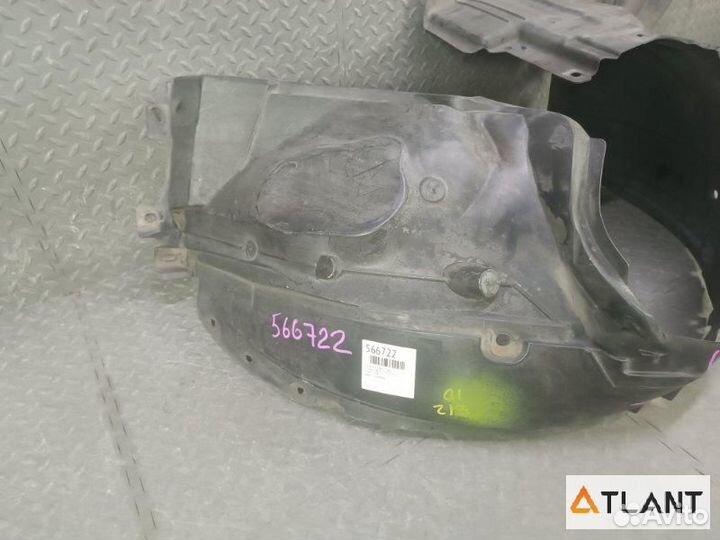 Подкрылок передний правый nissan cube