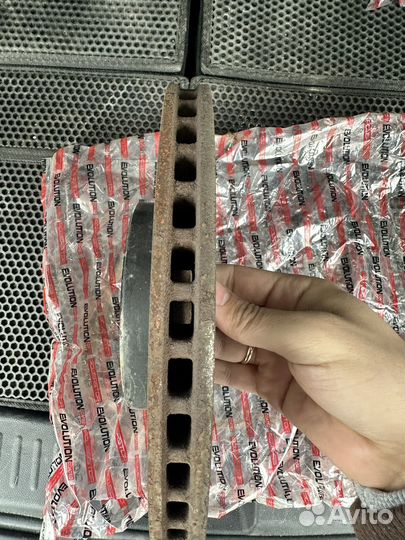 Передние тормозные диски на Chery Tiggo 8 pro