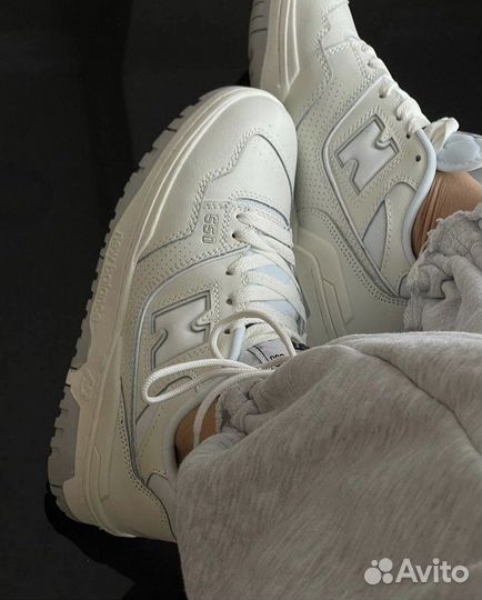 Кроссовки New Balance 550 женские