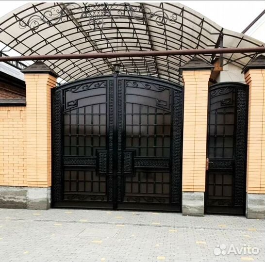 Ворота ручной работы