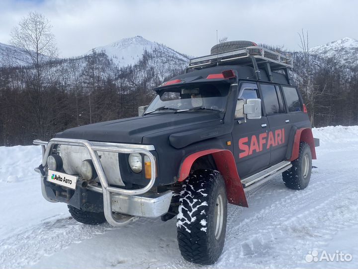 Nissan Safari 4.2 AT, 1988, 465 000 км