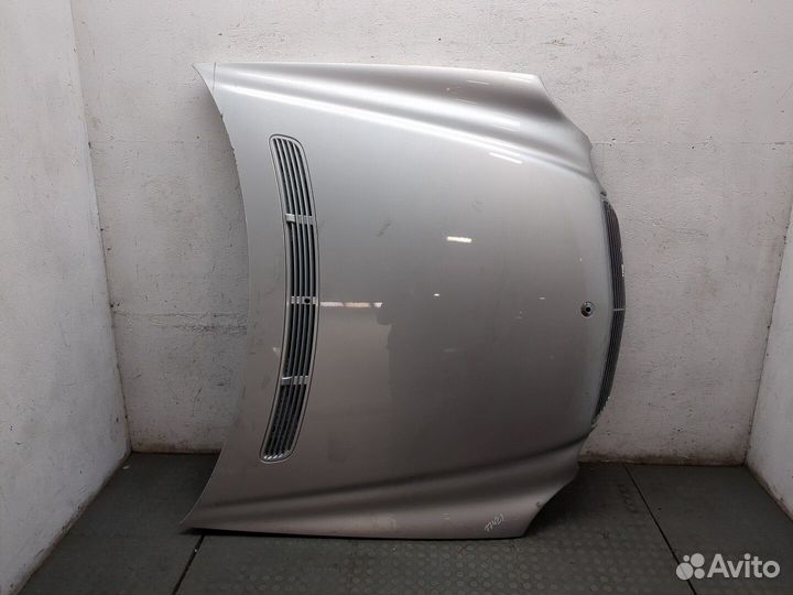 Решетка радиатора Mercedes E W211, 2003