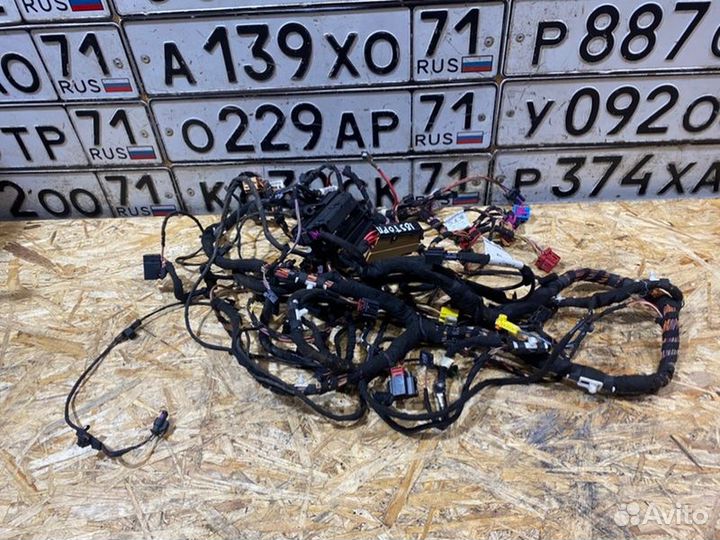 Подторпедная проводка Audi A5 купе 2.0 2010