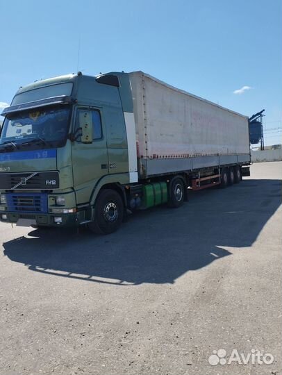 Volvo FH12 с полуприцепом, 1995