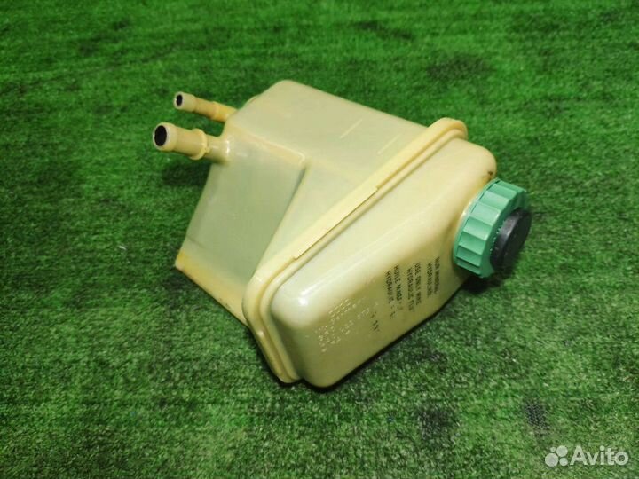 Бачок гур гидроусилителя руля Audi A6 C4