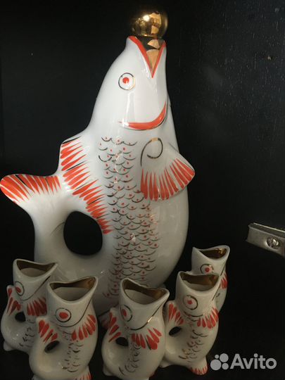 Графин и рюмки