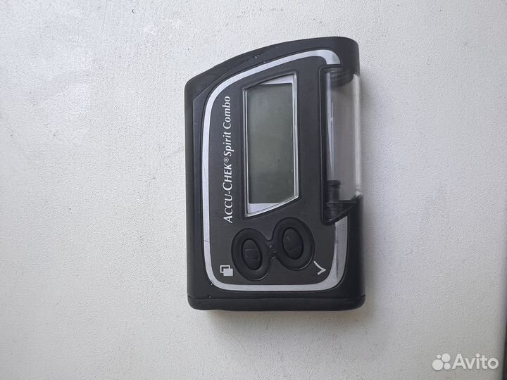 Инсулиновая помпа accu chek combo на запчасти