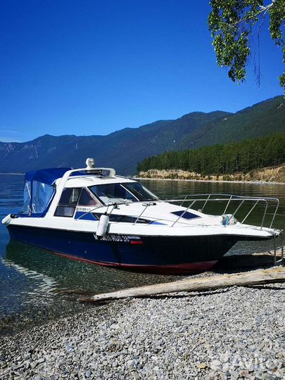 Катер на Байкале аренда, экскурсии Б.-Голоустное