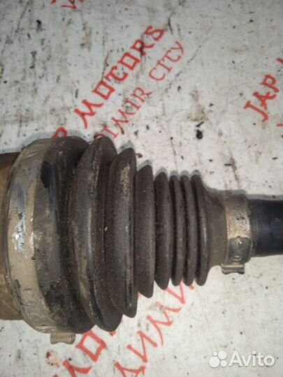 Привод передний левый Volkswagen Tiguan cawa 2010