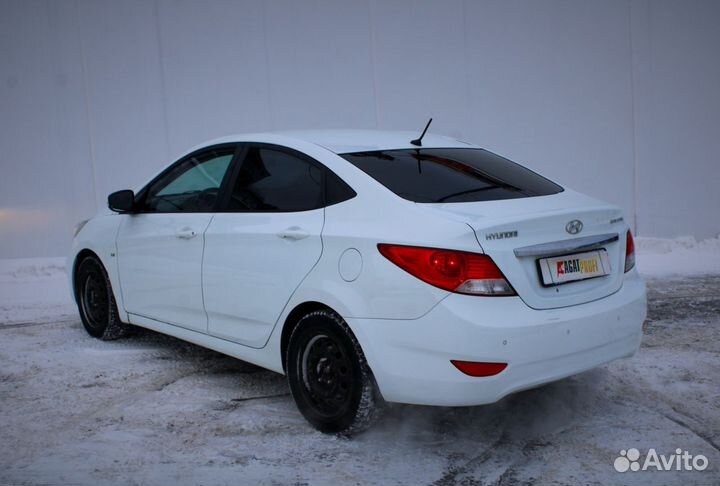 Hyundai Solaris 1.6 AT, 2012, 131 213 км