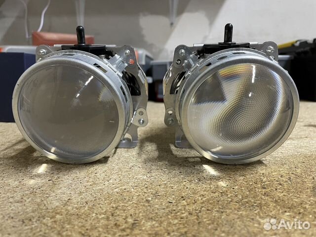 Продам ксеноновые линзы на lexus rx 2013