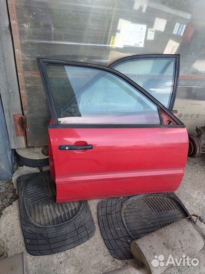 Двери дверь пасат пассат Б 4 passat pasat B 4