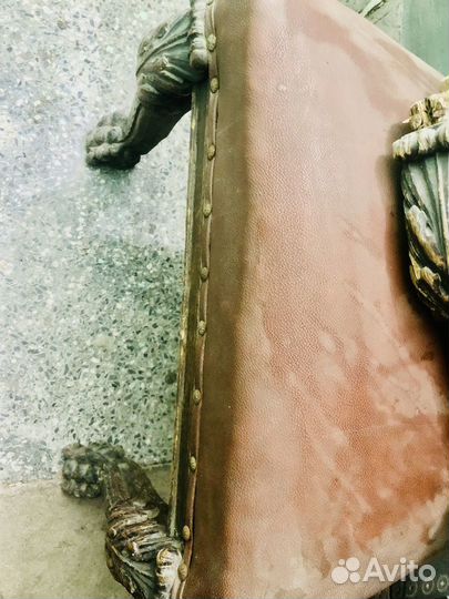 Антикварный стул