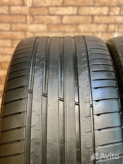 Michelin Pilot Sport 4 SUV 295/40 R22