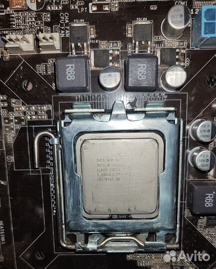 Материнская плата 775 сокет с процессором xeon