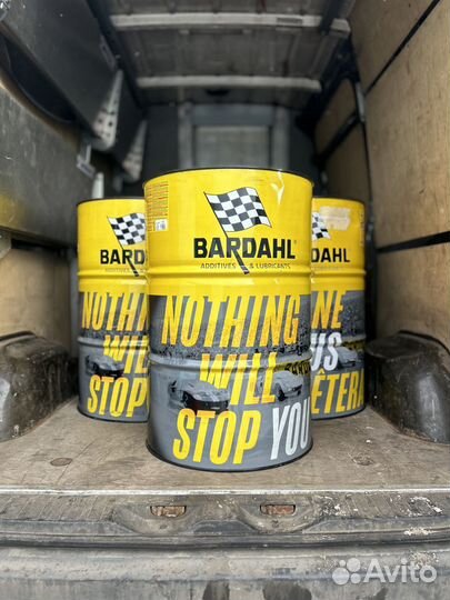 Моторное масло BMW в ассортименте. 60 и 200 л