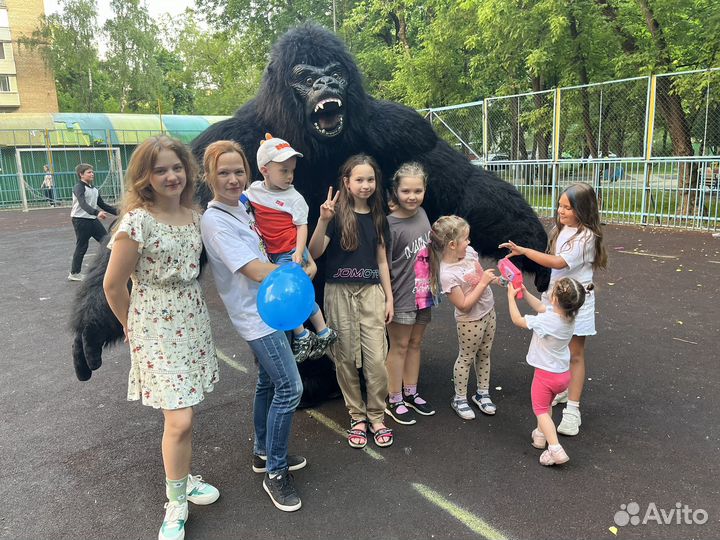 Поздравление ростовой Гориллой 2,6 метра