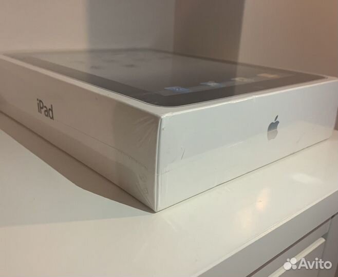 Apple iPad 2010 год (1-е поколение) NEW (в пленке)