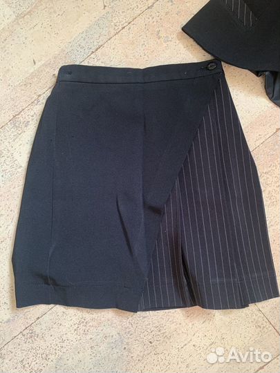 Школьная форма черная 134рост размер 36