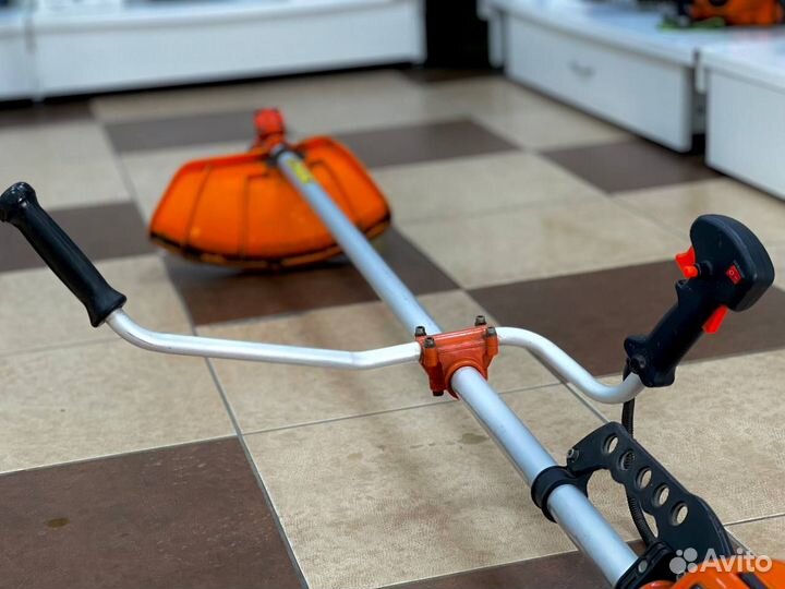 Бензотриммер Carver GBC-052 PRO (109)