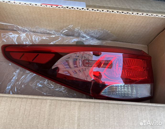 Задний левый внешний фонарь kia rio 2019