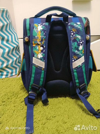 Школьный рюкзак