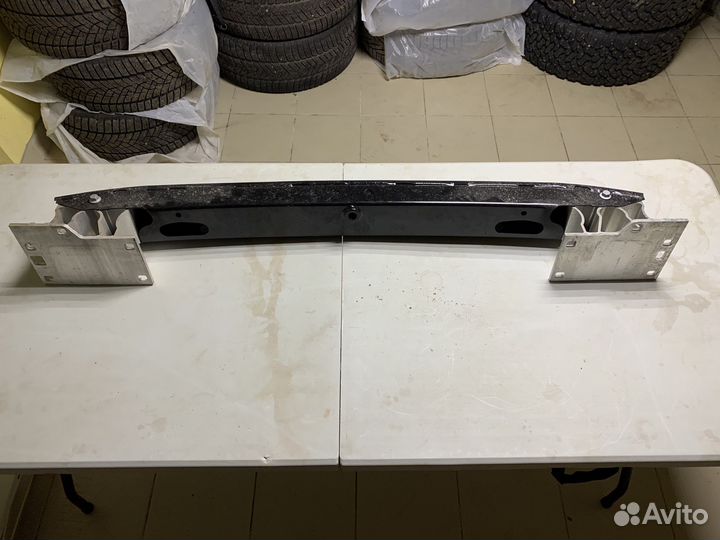 Усилитель бампера Land Rover